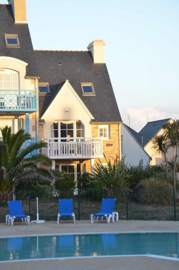 Vacances A L Ocean - T4 Grand Balcon Tout Confort - Wifi Et Parking Gratuits - Mer Plage Piscine A Environ 25 M - Centre Ville, Tous Commerces, Marche, Et Port A 10 Minutes A Pied En Longeant La Mer Guilvinec Exterior photo
